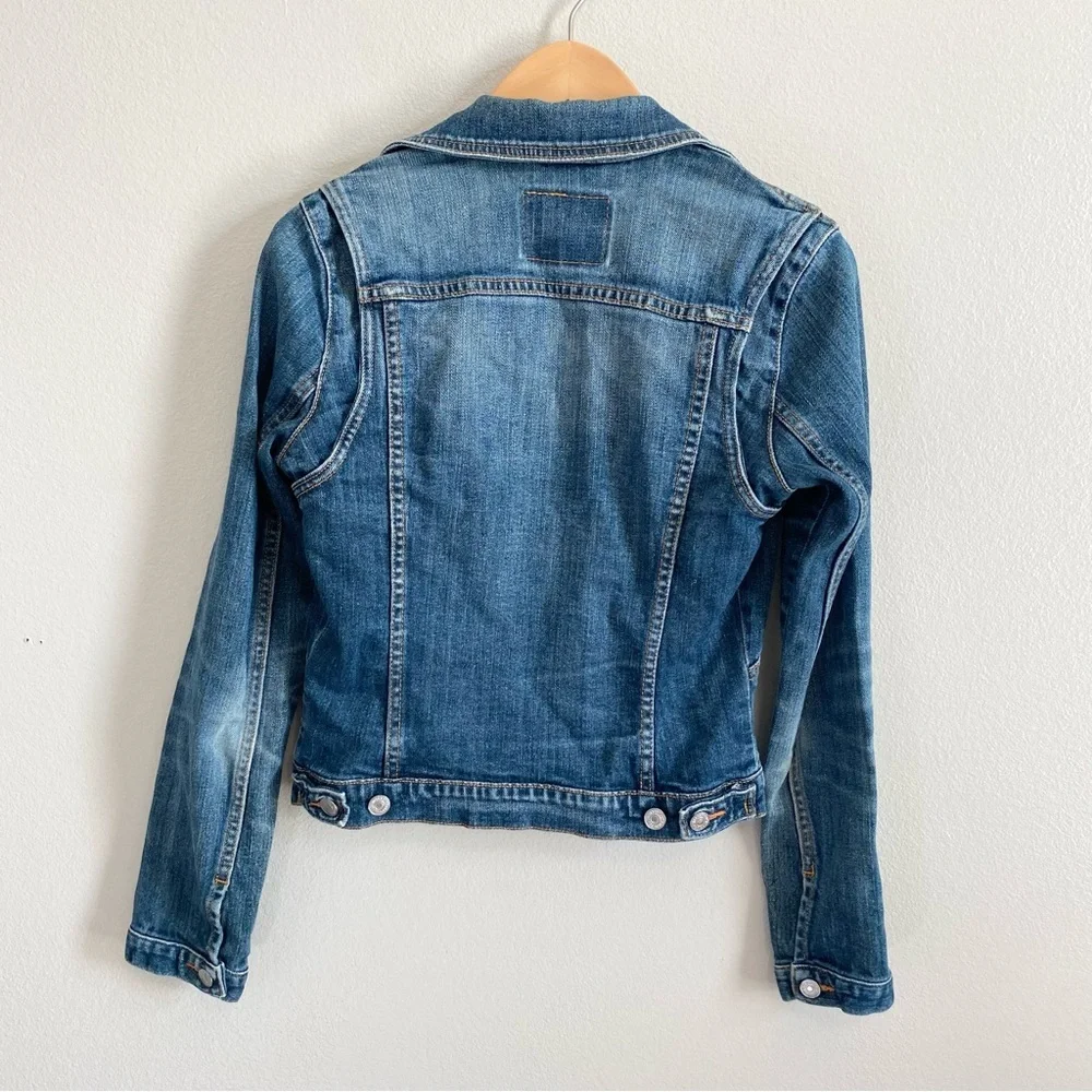 Levi's Blue Denim Cotton Blend Jean Jacket Size Medium JR - Picture 5 of 5